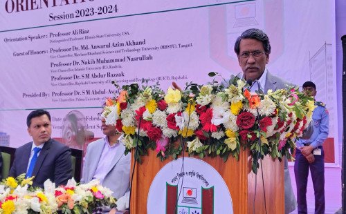 সম্ভাবনাময় নতুন বাংলাদেশ শুরু হয়েছে : আলী রিয়াজ