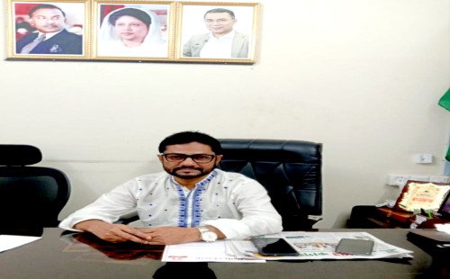 কুষ্টিয়া জেলা বিএনপি'র দুঃসময়ের কান্ডারী কাজল মাজমাদারের নামে মিথ্যা সংবাদ প্রচরের তীব্র নিন্দা ও প্রতিবাদ জানাই