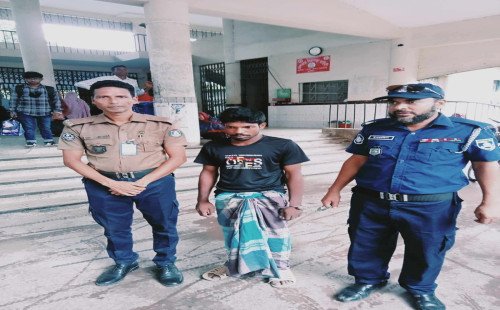 কুষ্টিয়া রেল স্টেশনে পকেটমার আটক, জিআরপি পুলিশের কাছে হস্তান্তর