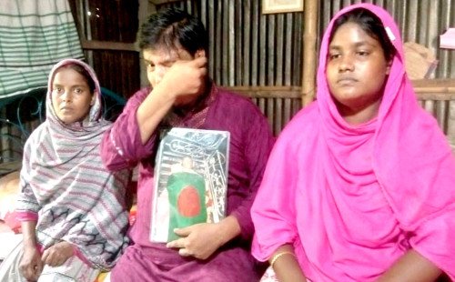 আমার ছেলেকে প্রকাশ্যে গুলি করে হত্যা করেছে এসআই সাহেব আলী’ – লোকমান হোসেনের অভিযোগ