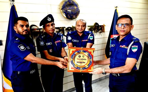 কুষ্টিয়ায় সহকারী পুলিশ সুপার মোঃ জাহাঙ্গীর আলমের বিদায় সংবর্ধনা