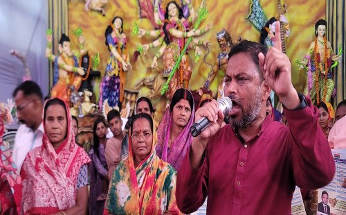 কুষ্টিয়া সদর উপজেলায় শারদীয় দুর্গাপূজা উপলক্ষে শুভেচ্ছা বিনিময়