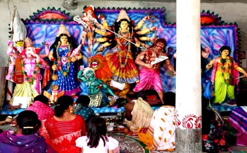 কুমারখালীতে দুর্গাপূজায় সরকারের বিশেষ বরাদ্দের চাল–টাকা আত্মসাৎ, ক্ষোভে ফুঁসছে হিন্দু সম্প্রদায়