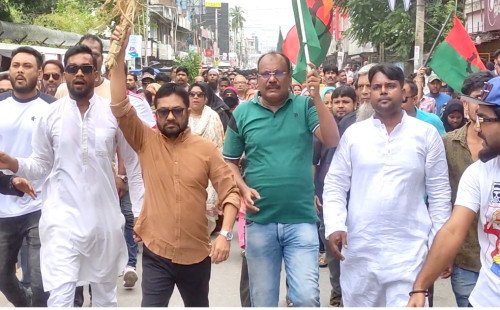 কুষ্টিয়ায় জেলা বিএনপির আয়োজনে ৩১ দফা বাস্তবায়নে আনন্দ র‍্যালি ও সমাবেশ অনুষ্ঠিত