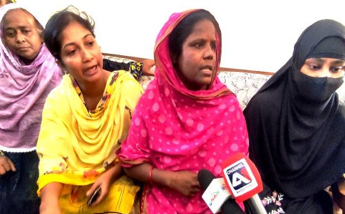 কুষ্টিয়ায় কুমারখালী পৌরসভায় সার্ভেয়ারের ঘুষিতে রোলার ড্রাইভারের মৃত্যুবকেয়া বেতন দাবি ঘিরে সংঘর্ষ, এলাকায় উত্তেজনা