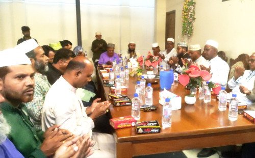 কুমারখালিতে শেখ সাদীর উদ্যোগে মনোমুগ্ধকর ইফতার ও দোয়া মাহফিল