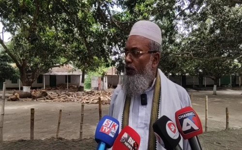 কুষ্টিয়ায় আধ্যাত্মিকতার উজ্জ্বল দৃষ্টান্ত গোলাপনগরের হযরত সোলেমান শাহ (রহ.)-এর মাজার