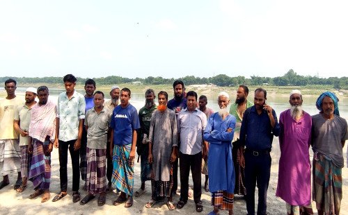 খোকসার গড়াই নদীতে বিলীন হচ্ছে ওসমানপুরের জনপদ, আতঙ্কে তিন গ্রামের মানুষ