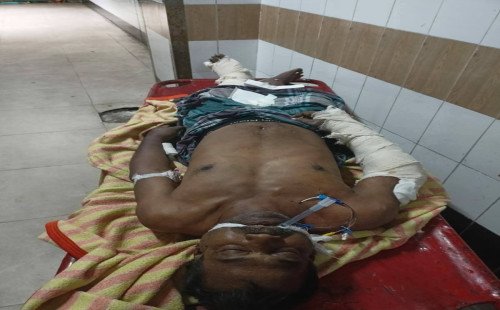 জমি-সংক্রান্ত বিরোধে হামলার অভিযোগ: চিকিৎসাধীন অবস্থায় কুষ্টিয়া সরকারি কলেজের অধ্যাপক মোসলেম উদ্দিনের মৃত্যু