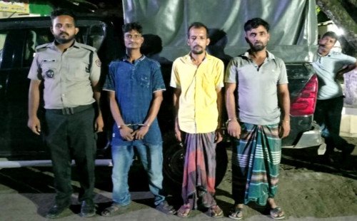 কুষ্টিয়ায় মাদকবিরোধী অভিযানে গাঁজা-ইয়াবাসহ গ্রেপ্তার ৩, কারাদণ্ড