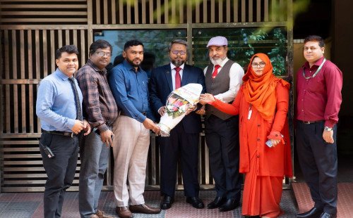 দুই বরেণ্য শিক্ষকের নতুন নেতৃত্বে আশাবাদ