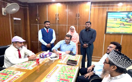 কুষ্টিয়ায় এডুকেয়ারে জেলা প্রশাসকের পরিদর্শন