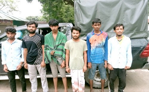কুষ্টিয়ায় মাদকবিরোধী অভিযানে ৬ জন আটক