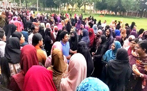 কুষ্টিয়ায় বিশ্ববিদ্যালয় ভর্তি পরীক্ষার আদলে সোহান’সের মডেল টেস্ট, প্রস্তুতিতে জোর