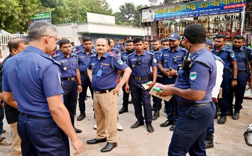 কুষ্টিয়ায় মাদক ও কিশোর গ্যাং নির্মূলে পুলিশের বিশেষ অভিযান