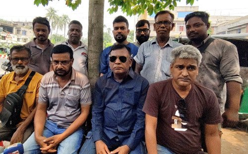 কুষ্টিয়ায় শ্রমিকদলের বিক্ষোভ মিছিল ও প্রতিবাদী সমাবেশ
