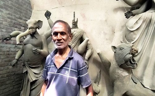 কুমারখালীর খায়েরচারা মাতৃমন্দিরে দুর্গাপূজার প্রতিমা ভাঙচুর