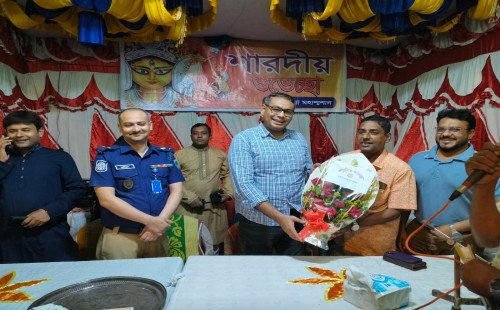 কুষ্টিয়ায় দুর্গোৎসবের নিরাপত্তা পর্যবেক্ষণে জেলা প্রশাসক ও পুলিশ সুপার
